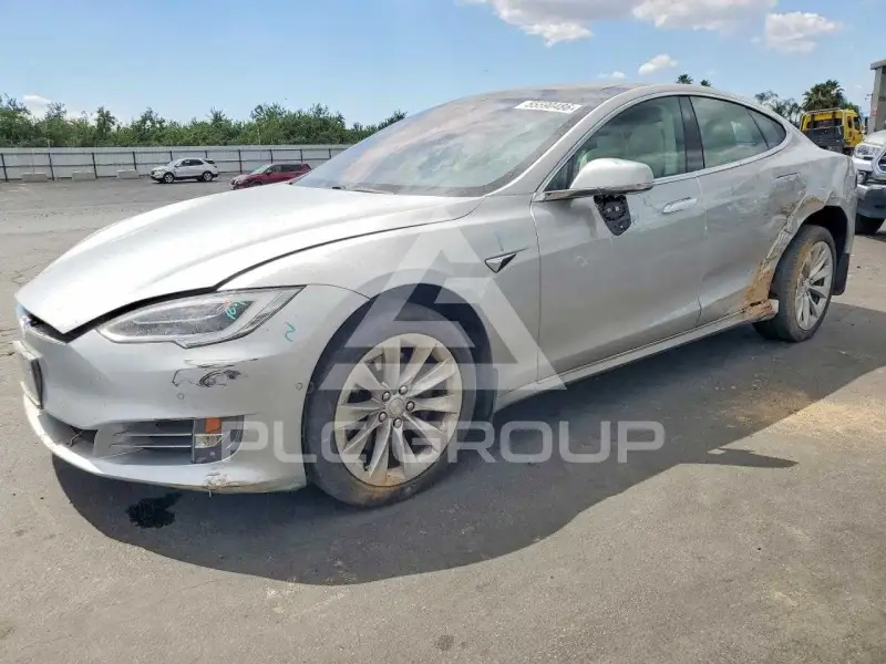 2018 Tesla Model S фото