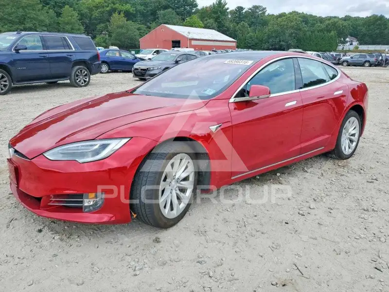 2018 Tesla Model S фото