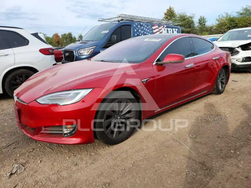 2018 Tesla Model S фото