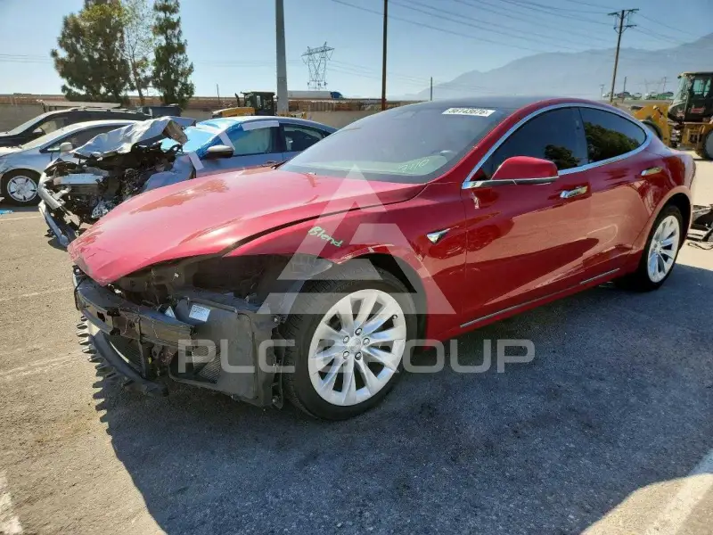 2018 Tesla Model S фото