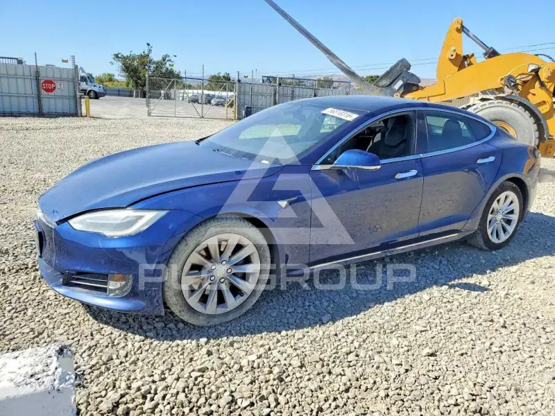 2018 Tesla Model S photo