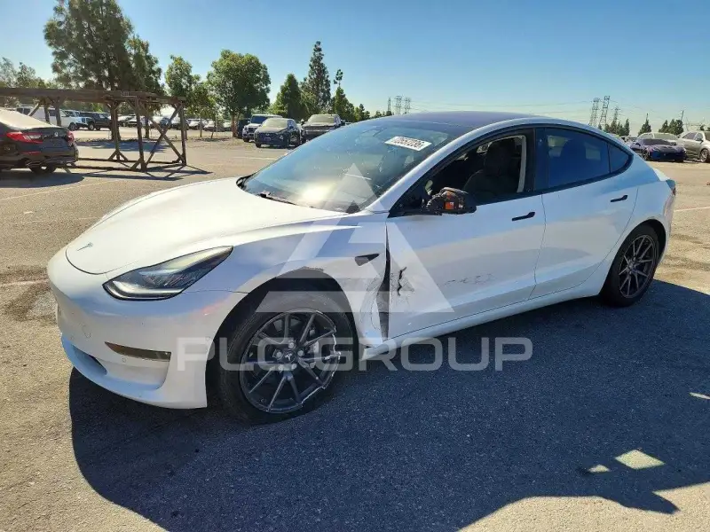 2018 Tesla Model 3 photo