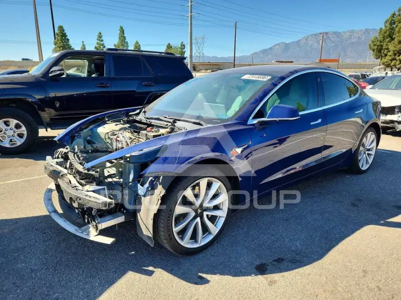 2018 Tesla Model 3 photo