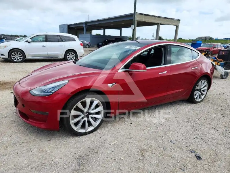 2018 Tesla Model 3 photo