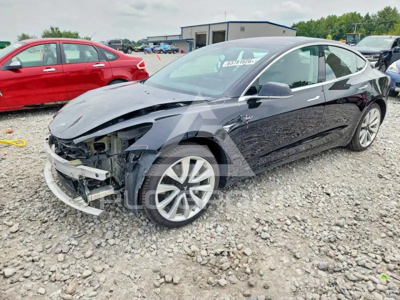 2018 Tesla Model 3 photo