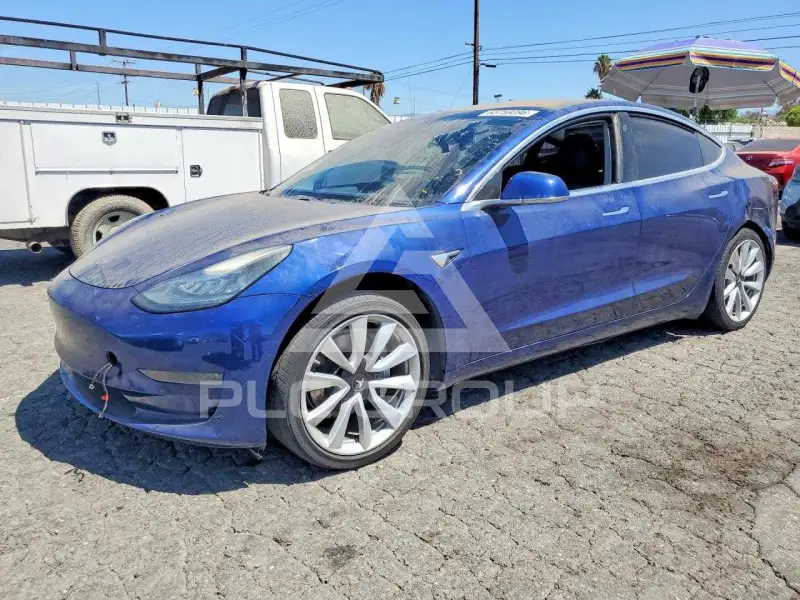 2018 Tesla Model 3 photo