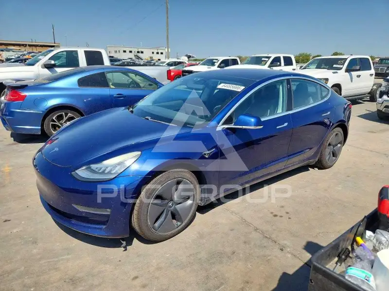2018 Tesla Model 3 фото