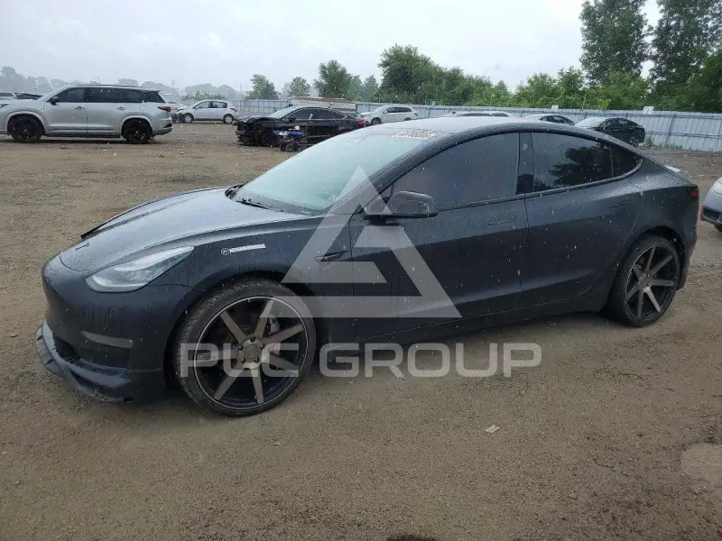 2018 Tesla Model 3 фото