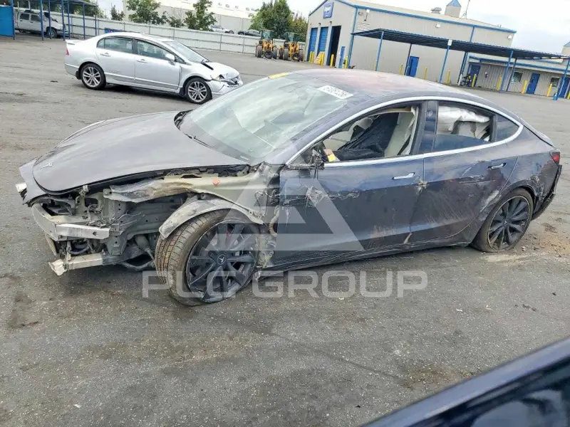 2018 Tesla Model 3 фото