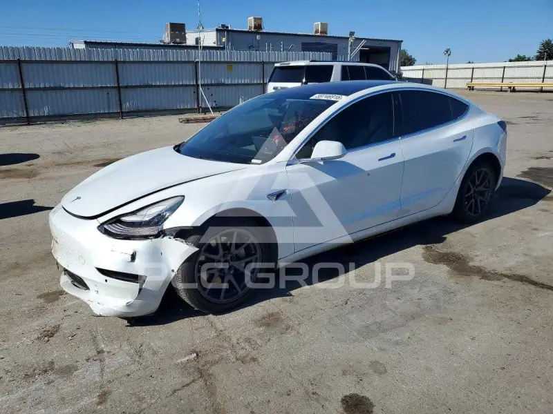 2018 Tesla Model 3 фото
