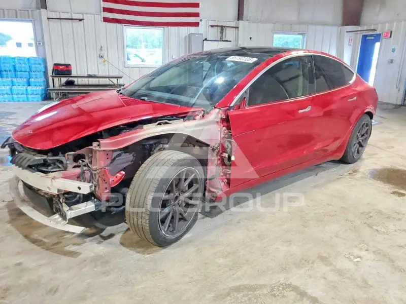 2018 Tesla Model 3 photo