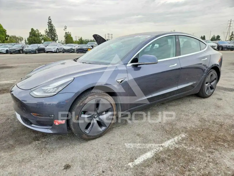 2018 Tesla Model 3 photo