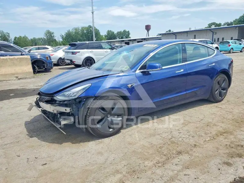 2018 Tesla Model 3 photo
