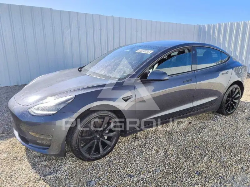 2018 Tesla Model 3 фото