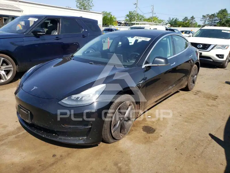 2018 Tesla Model 3 photo