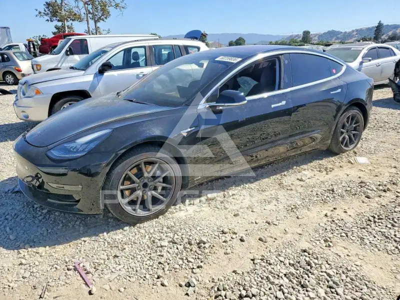 2018 Tesla Model 3 фото