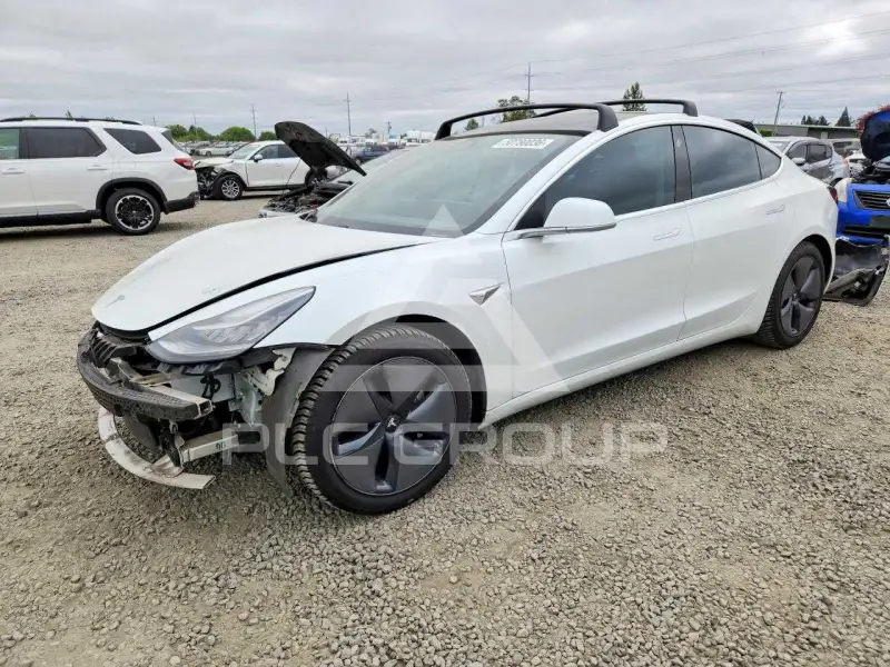 2018 Tesla Model 3 photo