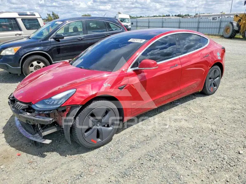 2018 Tesla Model 3 фото
