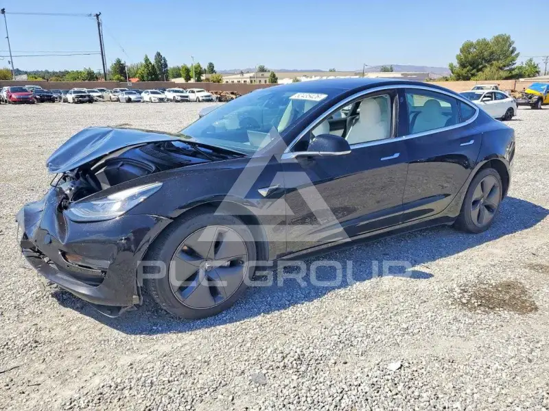 2018 Tesla Model 3 photo