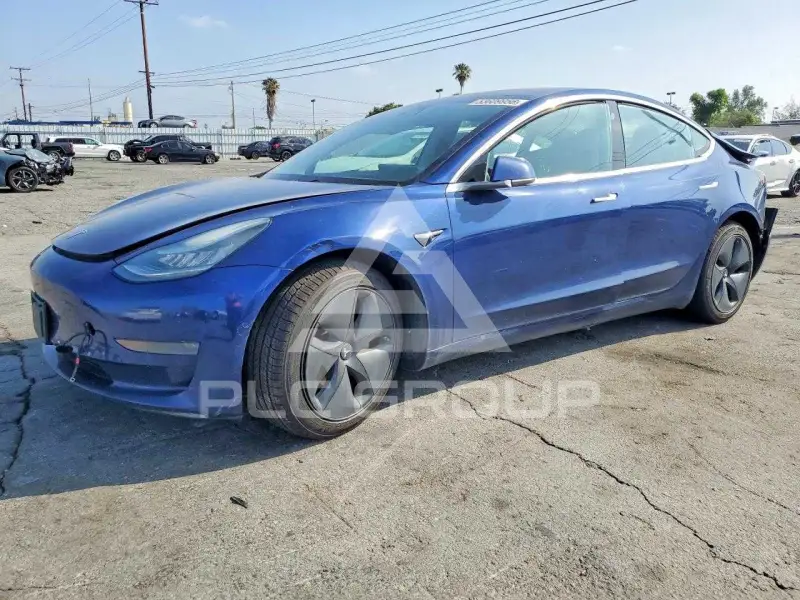 2018 Tesla Model 3 фото