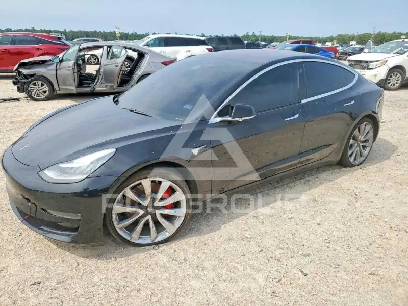 2018 Tesla Model 3 photo