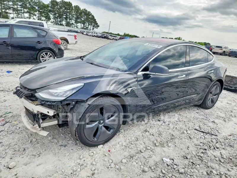 2018 Tesla Model 3 фото