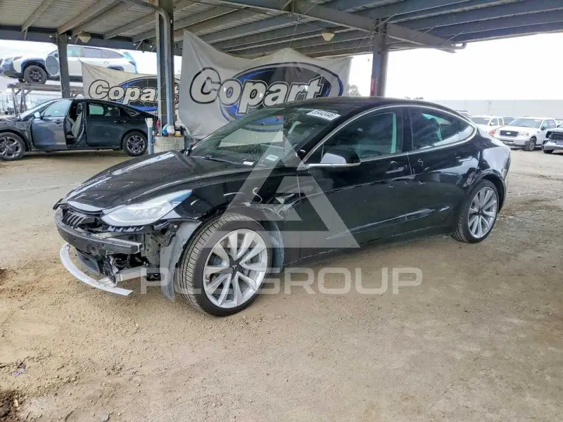 2018 Tesla Model 3 фото