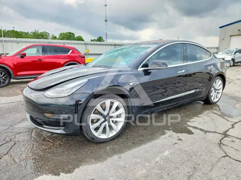 2018 Tesla Model 3 photo