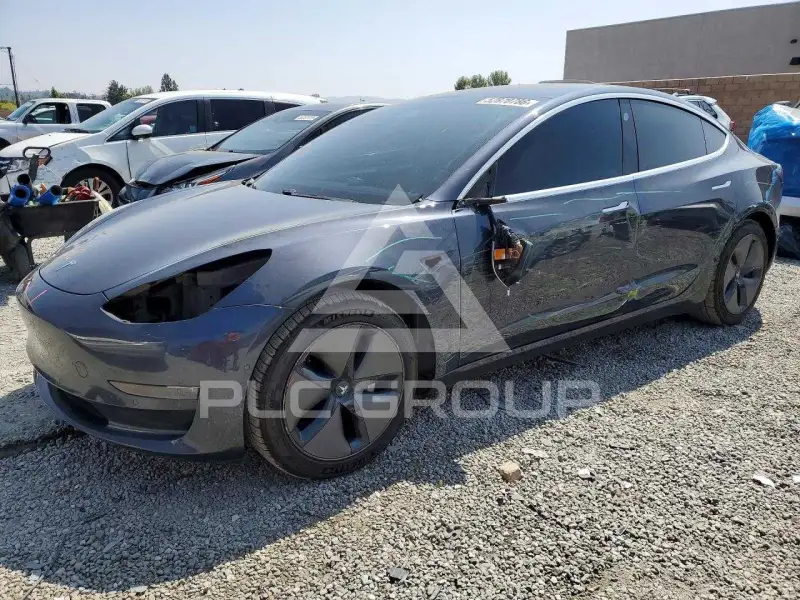 2018 Tesla Model 3 photo
