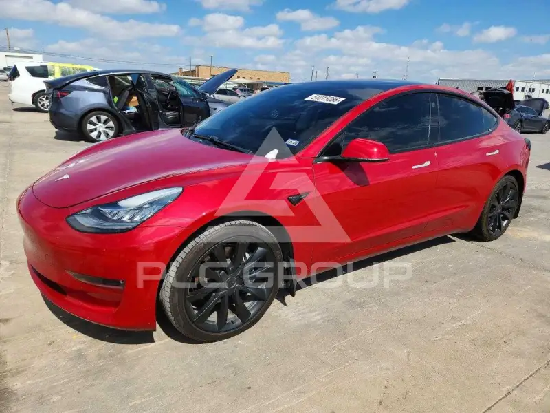 2018 Tesla Model 3 фото
