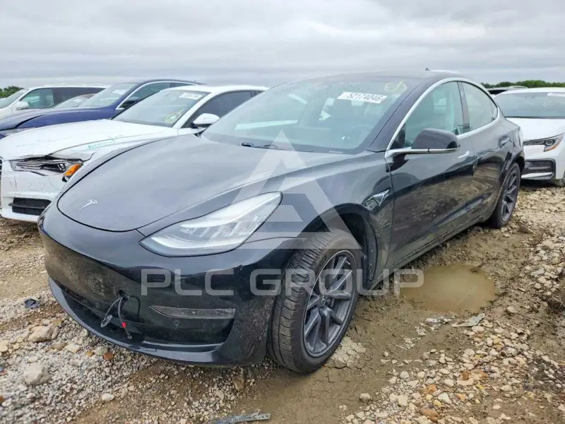 2018 Tesla Model 3 фото