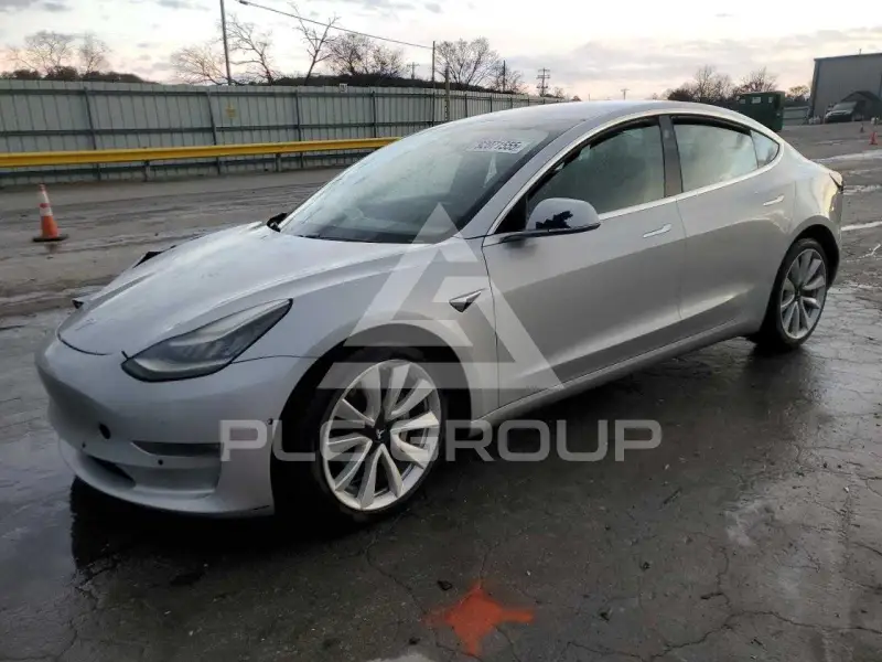 2018 Tesla Model 3 photo