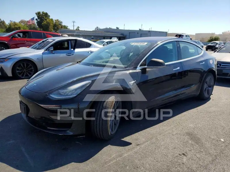 2018 Tesla Model 3 photo