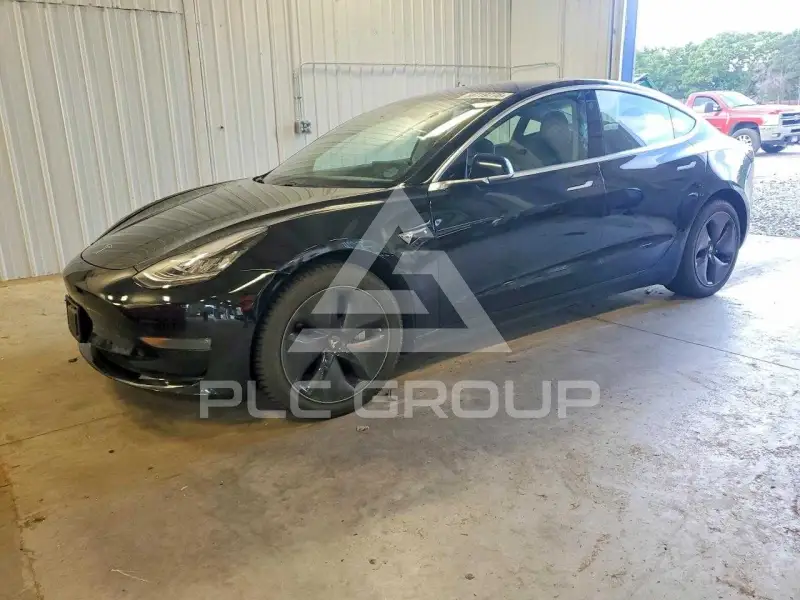 2018 Tesla Model 3 фото