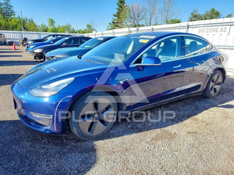 2018 Tesla Model 3 photo