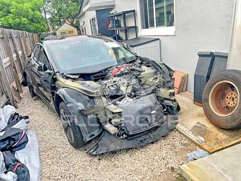 2018 Tesla Model 3 фото