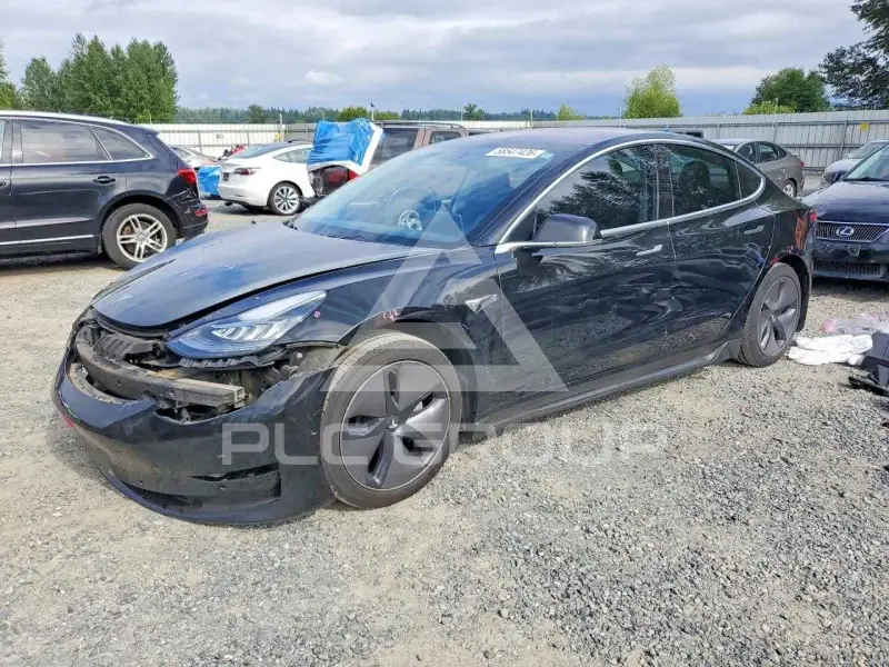 2018 Tesla Model 3 фото