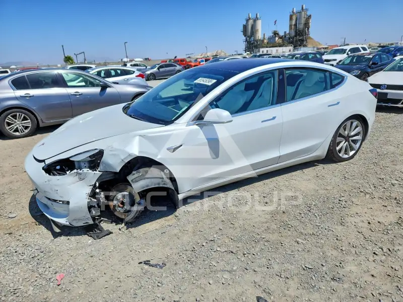2018 Tesla Model 3 photo