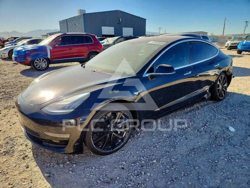 2018 Tesla Model 3 photo
