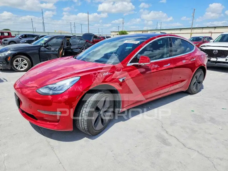 2018 Tesla Model 3 photo
