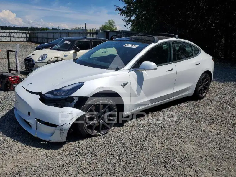 2018 Tesla Model 3 photo