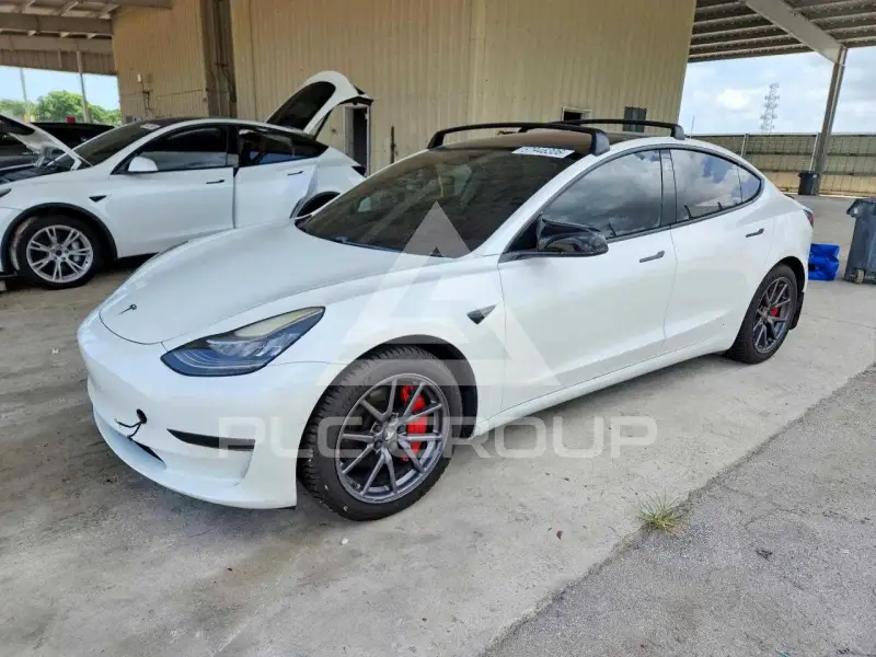 2018 Tesla Model 3 фото