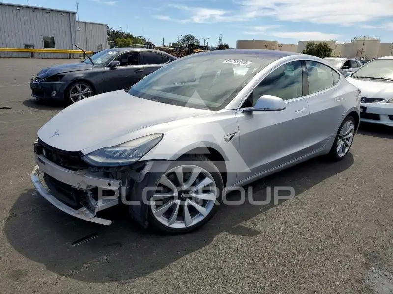 2018 Tesla Model 3 photo
