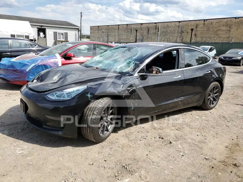 2018 Tesla Model 3 photo