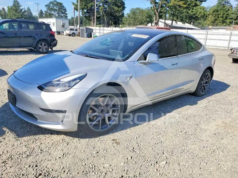2018 Tesla Model 3 photo