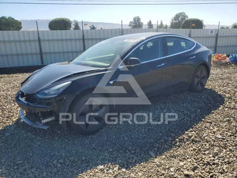 2018 Tesla Model 3 фото