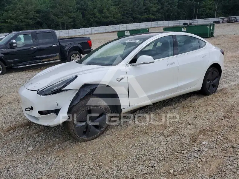 2018 Tesla Model 3 фото