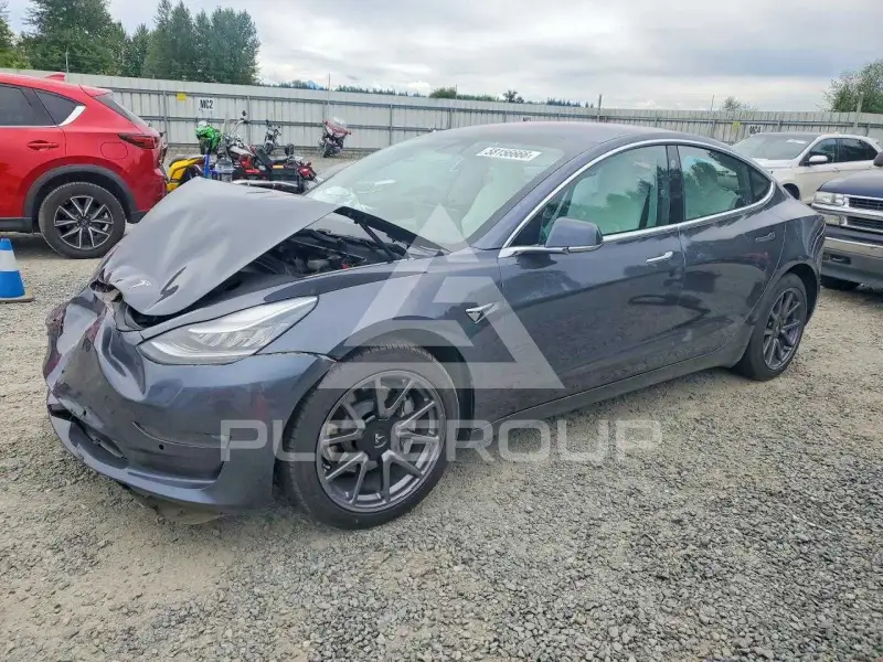 2018 Tesla Model 3 photo