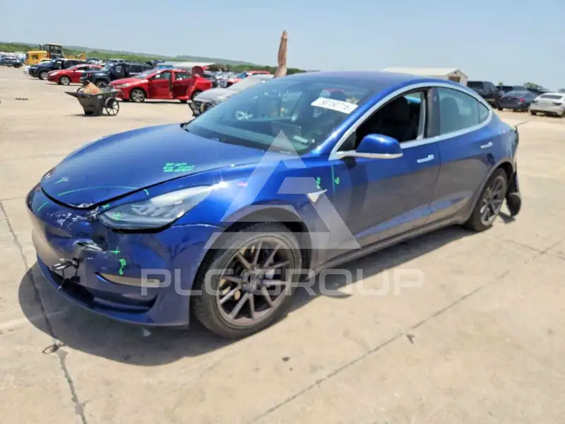 2018 Tesla Model 3 photo