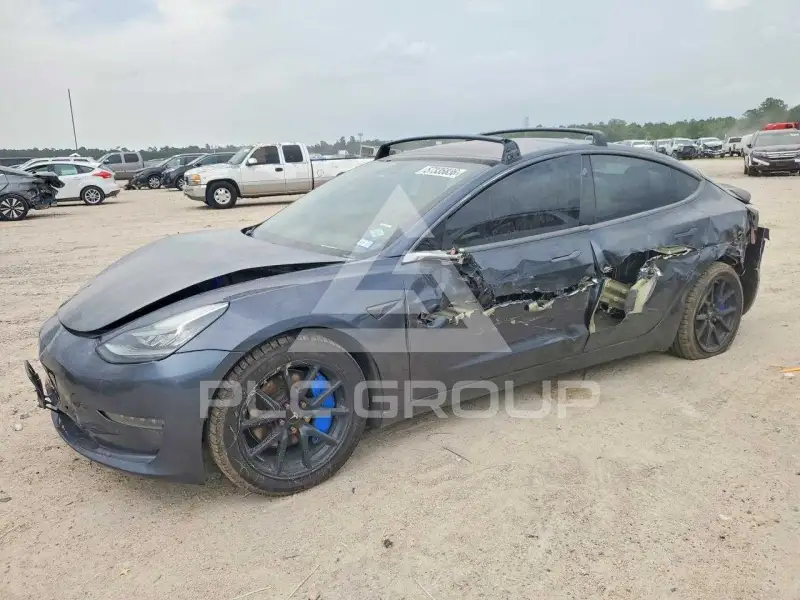 2018 Tesla Model 3 фото